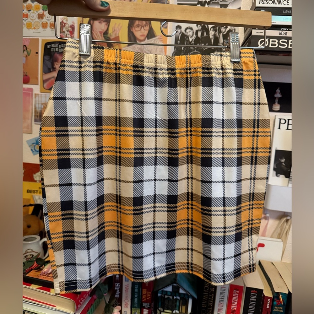 Shein plaid yellow black mini skirt sz S